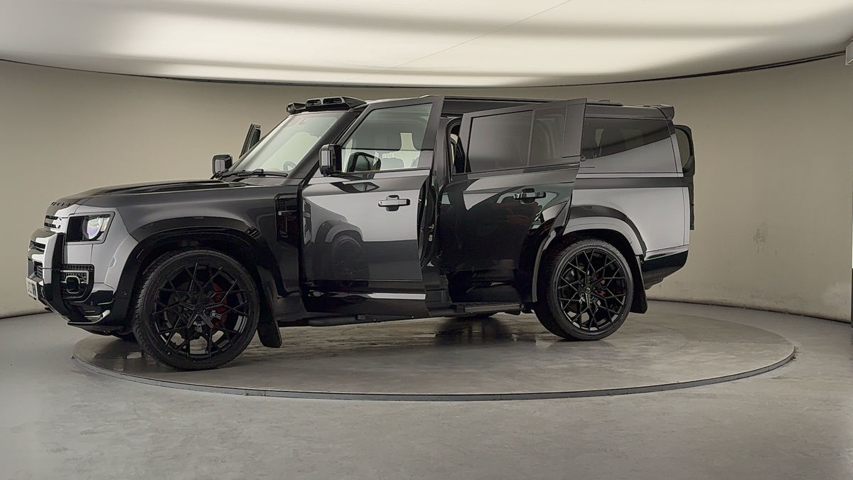 Used Land Rover Defender 130 2023 for sale - 77236960: Photo 53