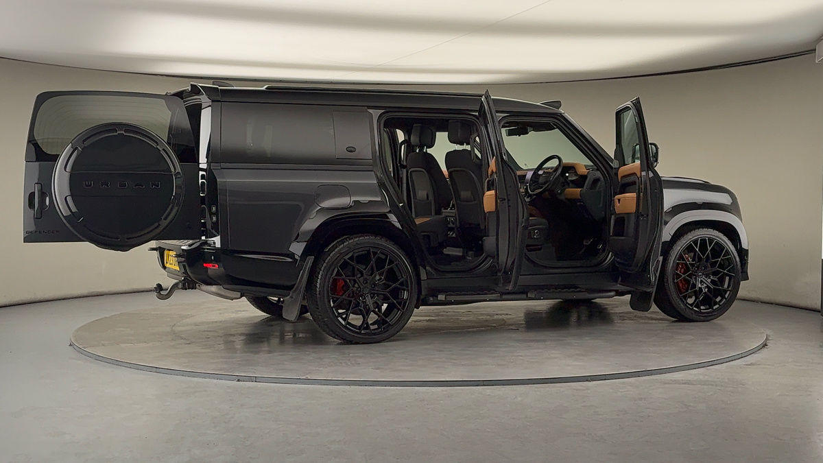 Used Land Rover Defender 130 2023 for sale - 77236960: Photo 62