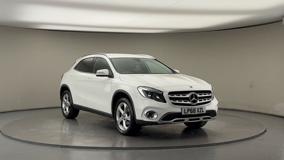 Used Mercedes-Benz GLA 2018 for sale - 77140416: Photo 1