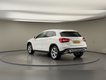 Used Mercedes-Benz GLA 2018 for sale - 77140416: Photo