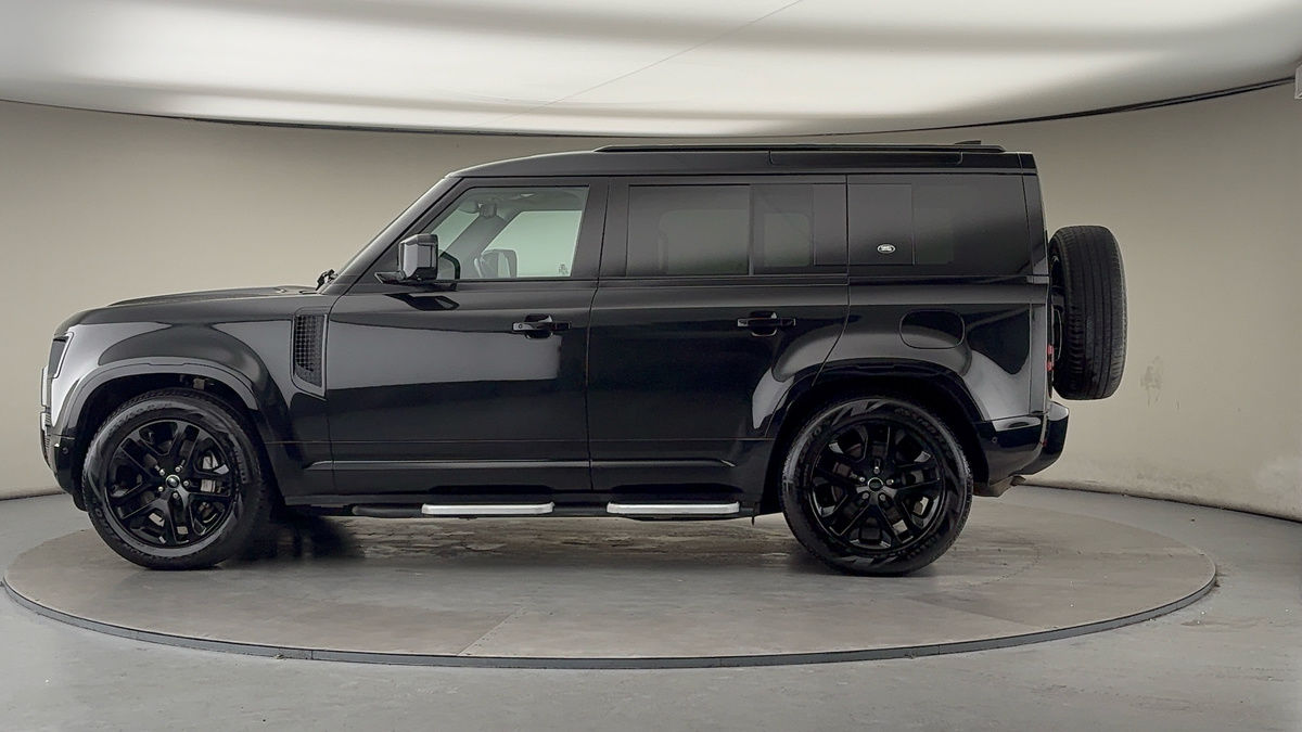 Used Land Rover Defender 2022 for sale - 77370418: Photo 28