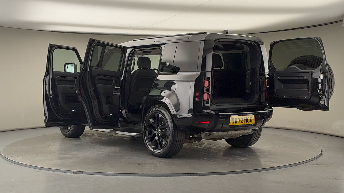 Used Land Rover Defender 2022 for sale - 77370418: Photo 44