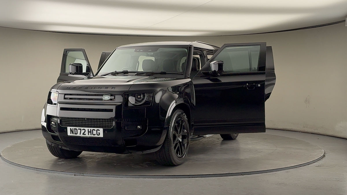 Used Land Rover Defender 2022 for sale - 77370418: Photo 51