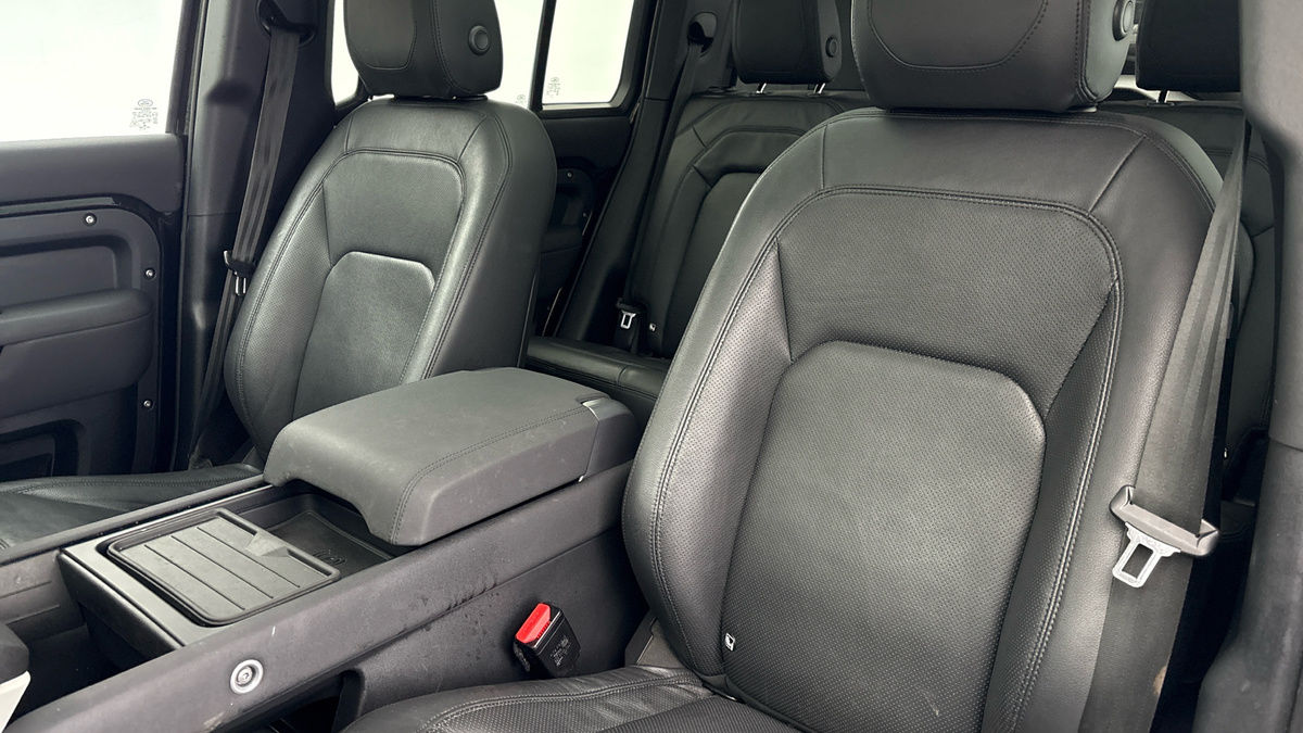 Used Land Rover Defender 2022 for sale - 77370418: Photo 7