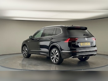 Used Volkswagen Tiguan Allspace 2018 for sale - 75753623: Photo