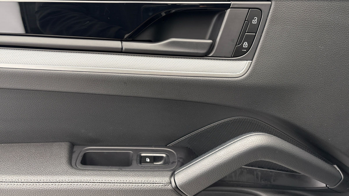 Used Porsche Cayenne 2024 for sale - 78004127: Photo 19