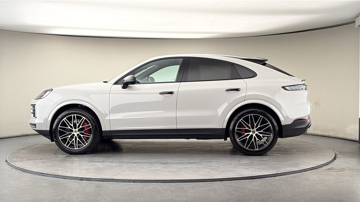 Used Porsche Cayenne 2024 for sale - 78004127: Photo 28