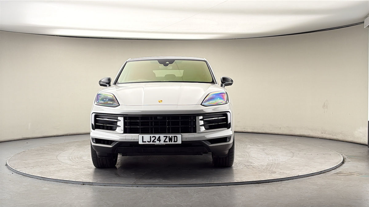 Used Porsche Cayenne 2024 for sale - 78004127: Photo 3