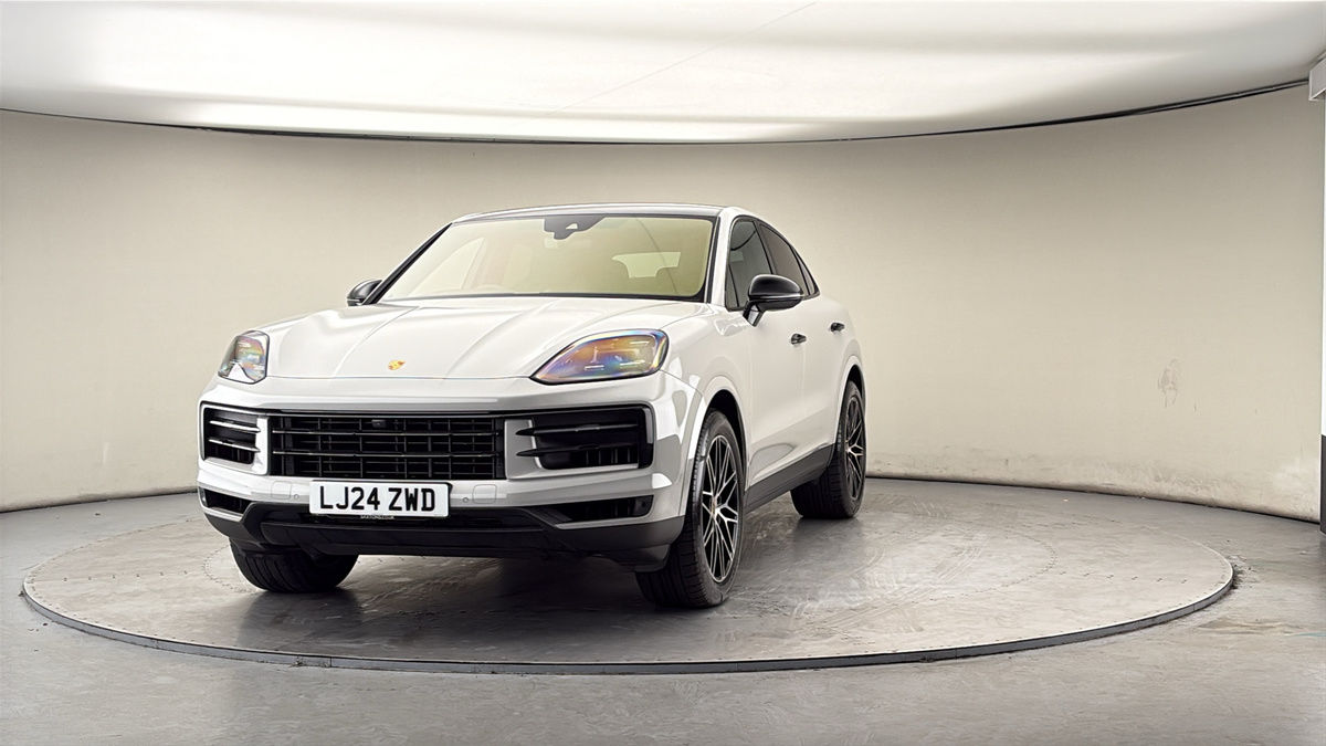 Used Porsche Cayenne 2024 for sale - 78004127: Photo 32