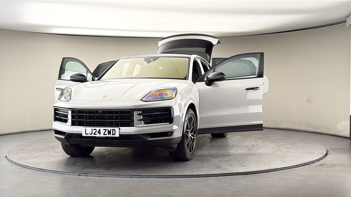 Used Porsche Cayenne 2024 for sale - 78004127: Photo 51