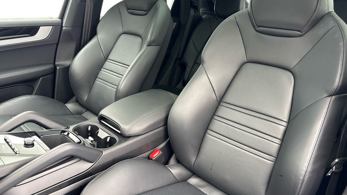 Used Porsche Cayenne 2024 for sale - 78004127: Photo 7