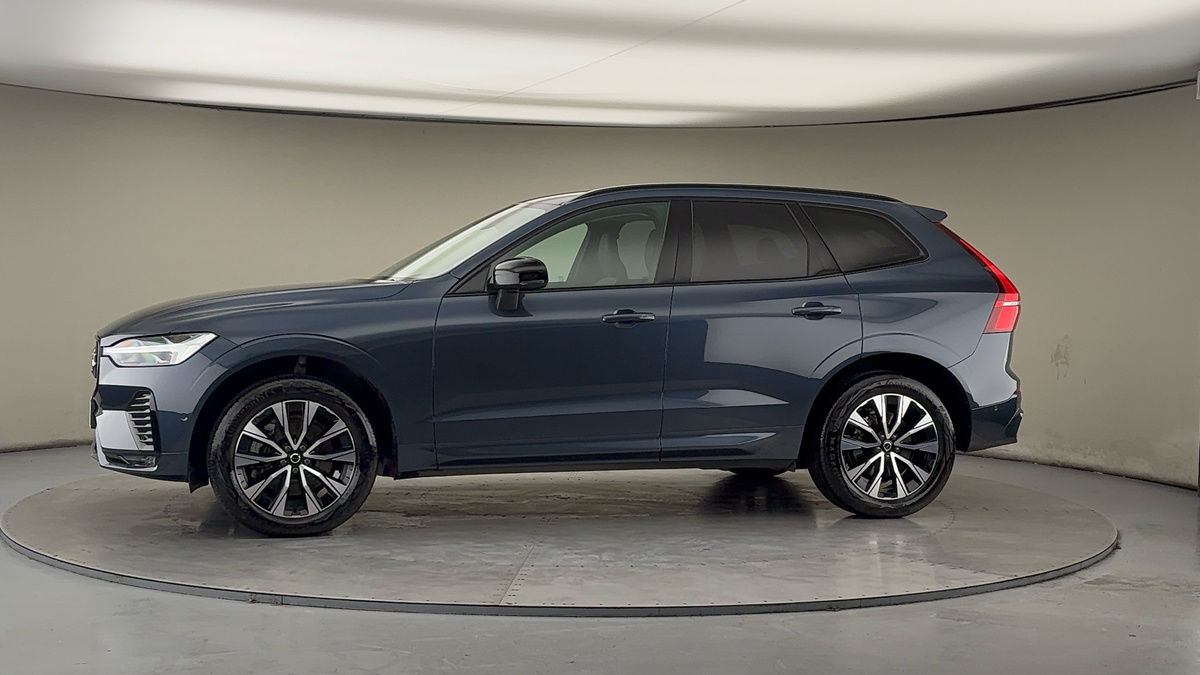 Used Volvo XC60 2023 for sale - 77655930: Photo 30