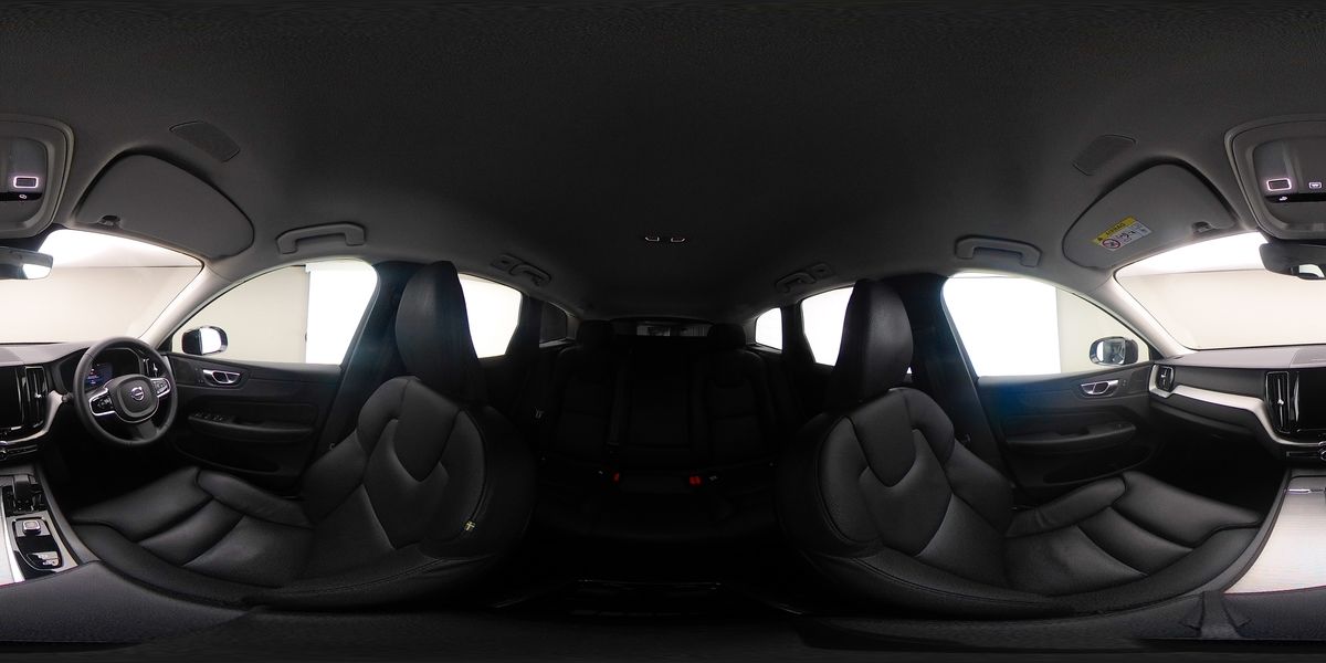 Used Volvo XC60 2023 for sale - 77655930: Photo 45