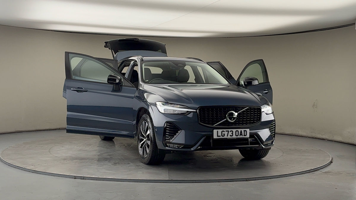 Used Volvo XC60 2023 for sale - 77655930: Photo 54