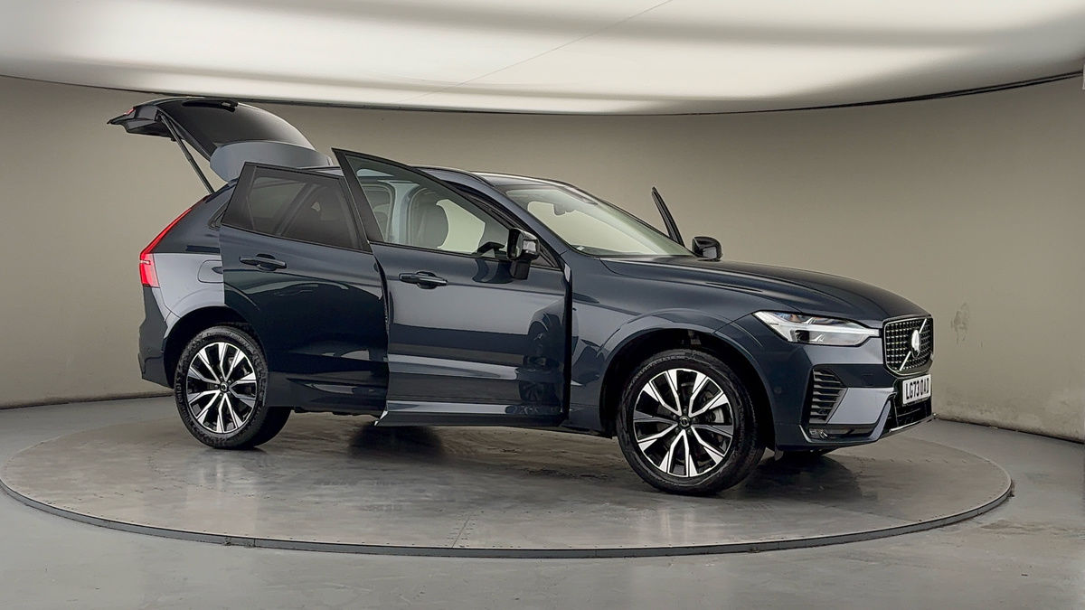 Used Volvo XC60 2023 for sale - 77655930: Photo 56