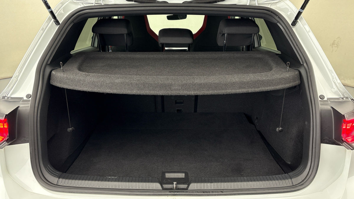 Used Volkswagen Golf 2024 for sale - 78213252: Photo 11