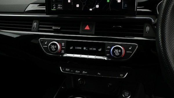 Used Audi A4 Avant 2021 for sale - 75254635: Photo 11