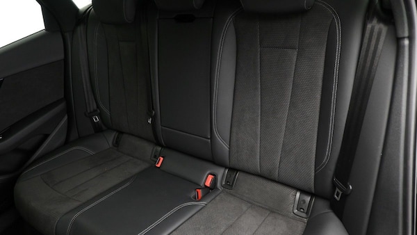 Used Audi A4 Avant 2021 for sale - 75254635: Photo 4