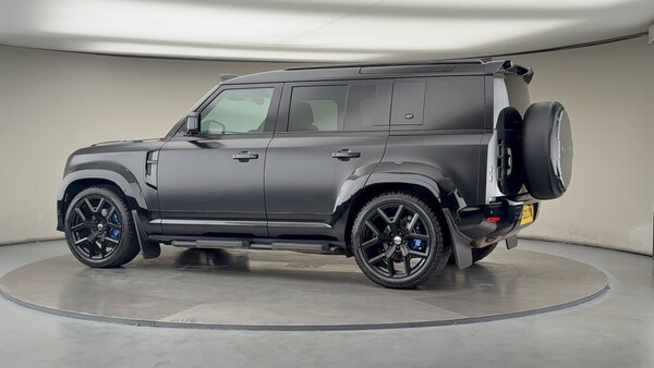 Used Land Rover Defender 110 2022 for sale - 75503891: Photo 33