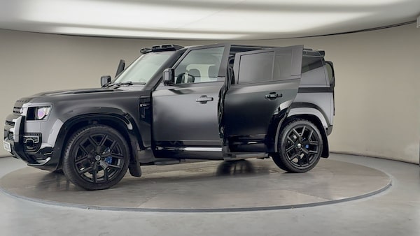 Used Land Rover Defender 110 2022 for sale - 75503891: Photo 55