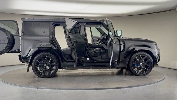 Used Land Rover Defender 110 2022 for sale - 75503891: Photo 63
