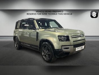 Used Land Rover Defender 2021 for sale - 78228427: Photo