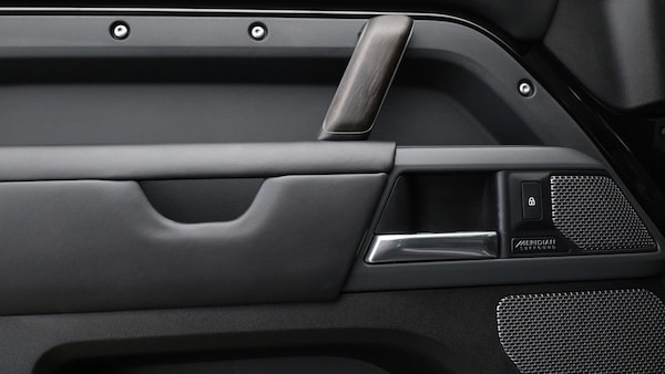 Used Land Rover Defender 110 2020 for sale - 75516781: Photo 13
