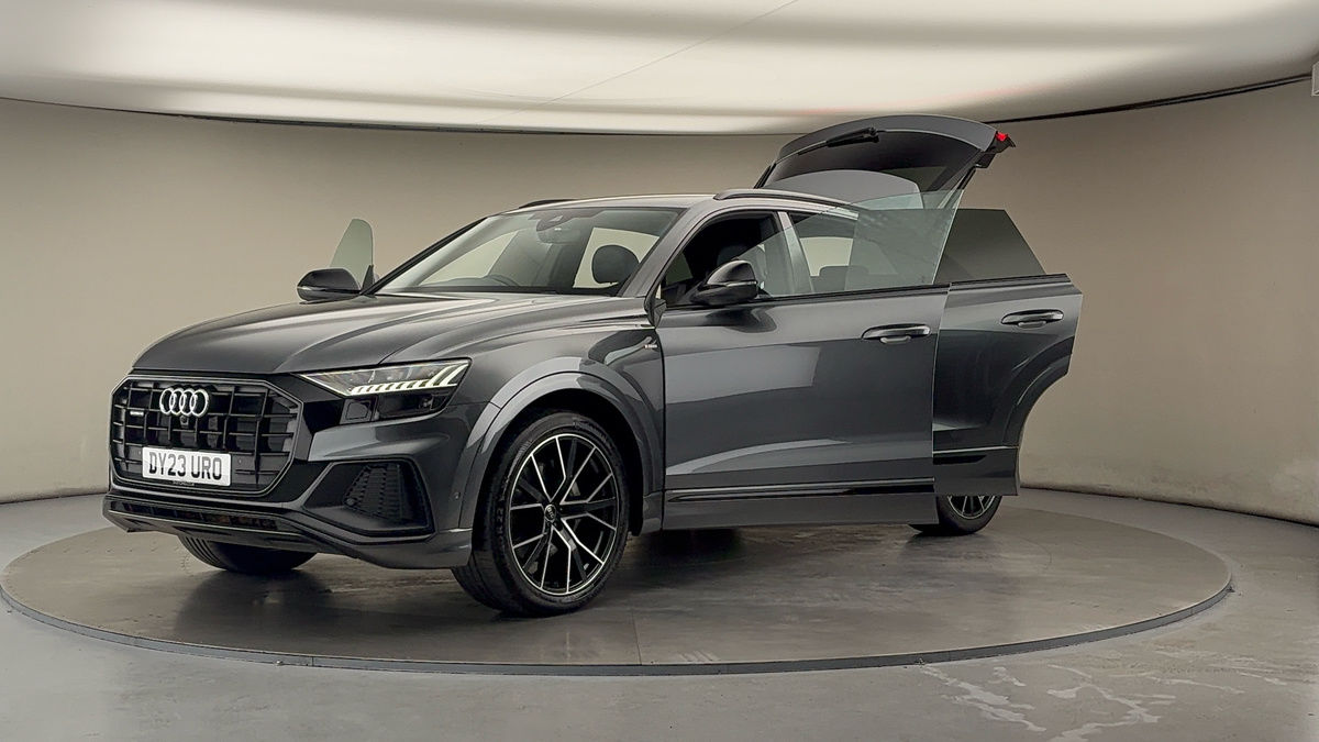 Used Audi Q8 2023 for sale - 76368754: Photo 50