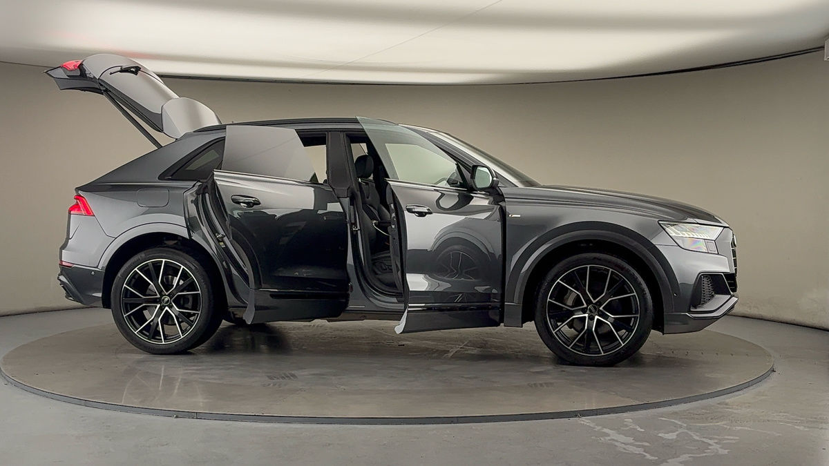 Used Audi Q8 2023 for sale - 76368754: Photo 56