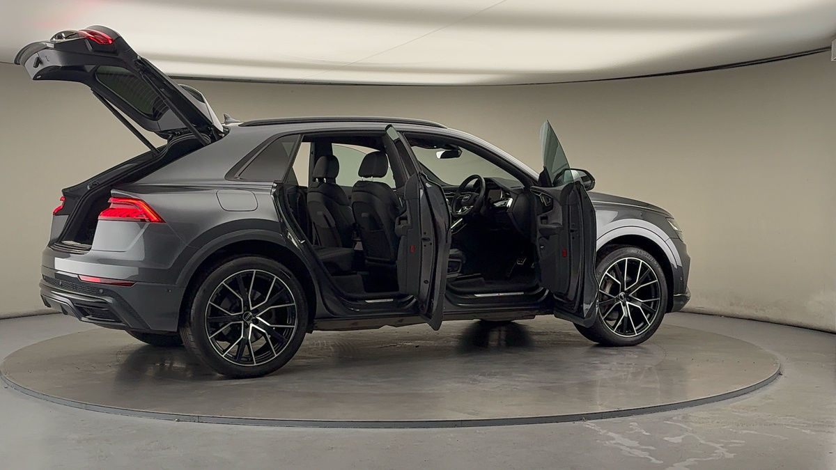 Used Audi Q8 2023 for sale - 76368754: Photo 58