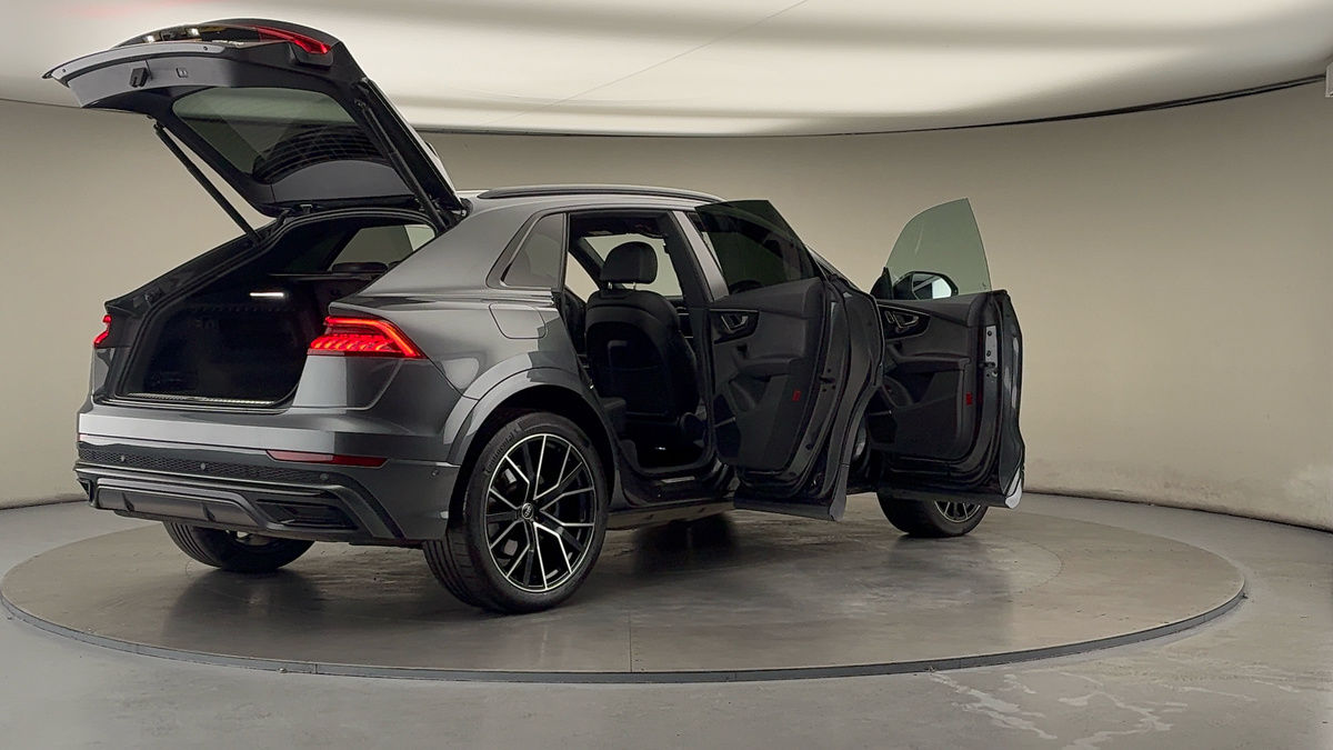 Used Audi Q8 2023 for sale - 76368754: Photo 59