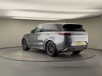 Used Land Rover Range Rover Sport 2023 for sale - 76725456: Photo