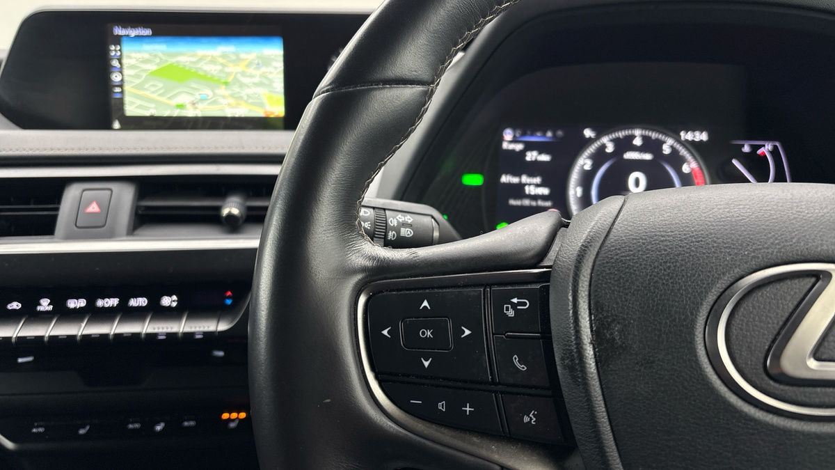 Used Lexus UX 2020 for sale - 77548005: Photo 13