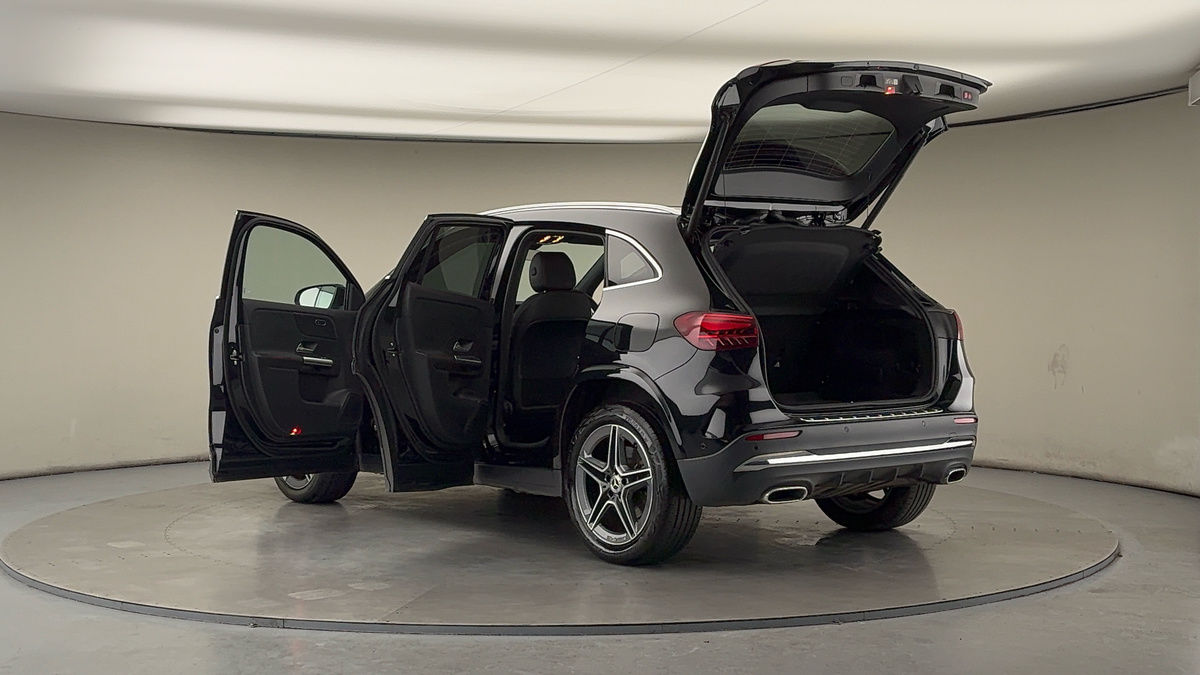 Used Mercedes-Benz GLA 2023 for sale - 77140424: Photo 43