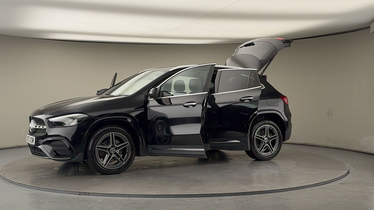 Used Mercedes-Benz GLA 2023 for sale - 77140424: Photo 48