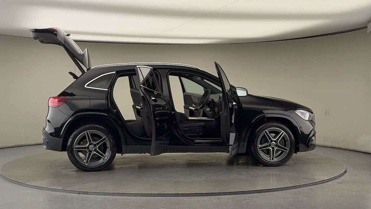 Used Mercedes-Benz GLA 2023 for sale - 77140424: Photo 56