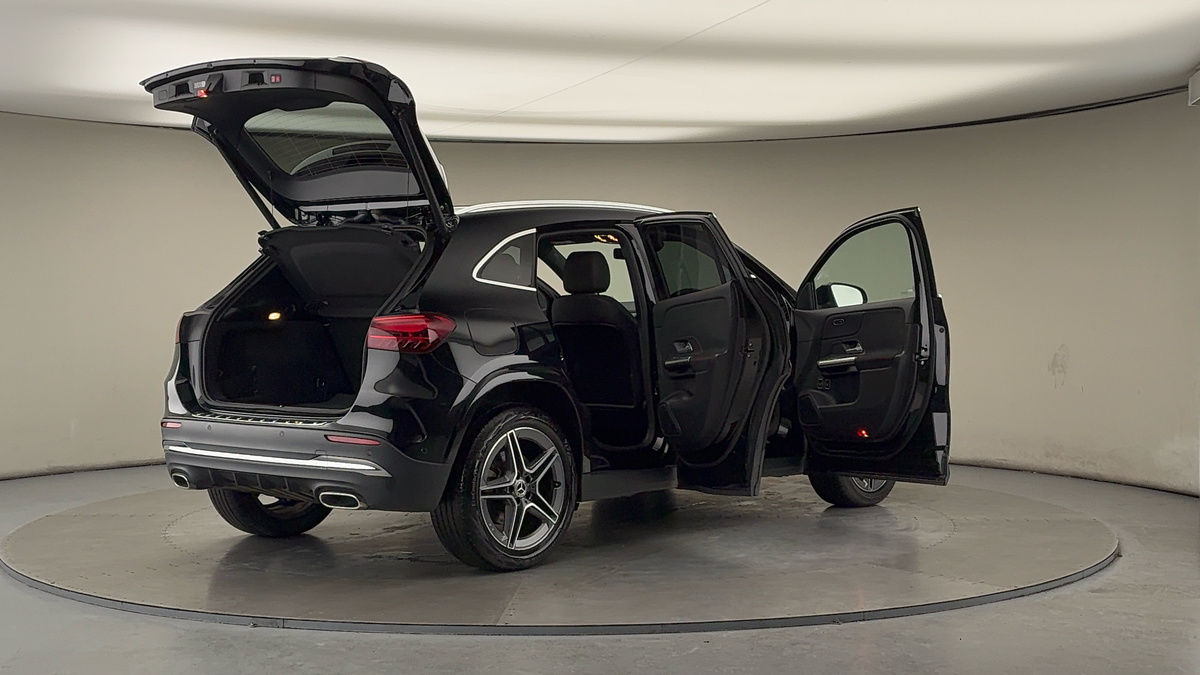 Used Mercedes-Benz GLA 2023 for sale - 77140424: Photo 58