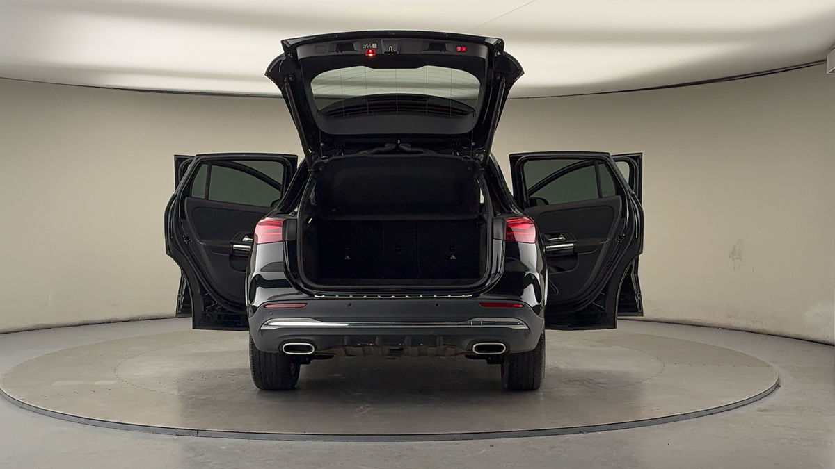 Used Mercedes-Benz GLA 2023 for sale - 77140424: Photo 60