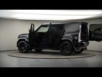 Used Land Rover Defender 110 2025 for sale - 74845643: Photo