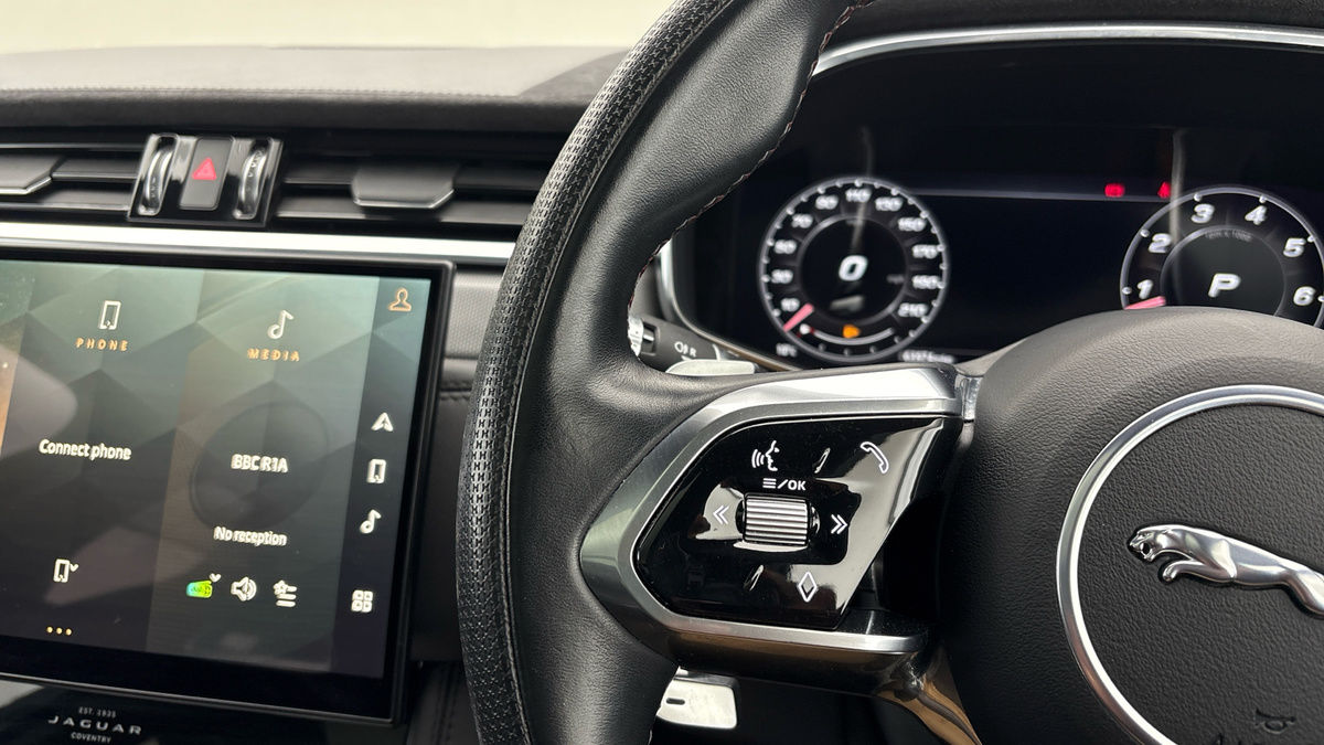 Used Jaguar F-Pace 2021 for sale - 76292331: Photo 13