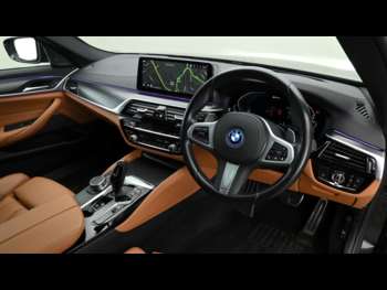 Used BMW 5 Series 2023 for sale - 74450116: Photo