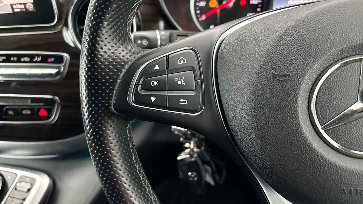 Used Mercedes-Benz V-Class 2019 for sale - 77643440: Photo 13