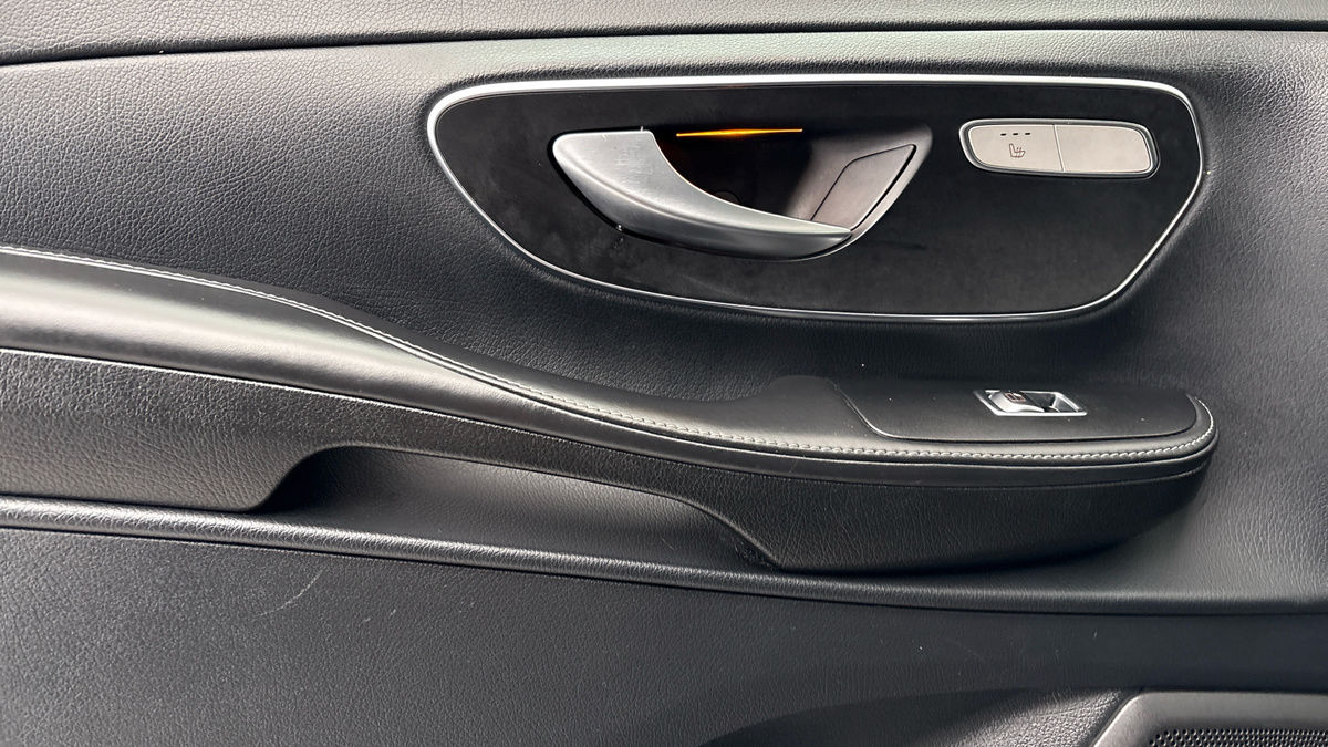 Used Mercedes-Benz V-Class 2019 for sale - 77643440: Photo 19