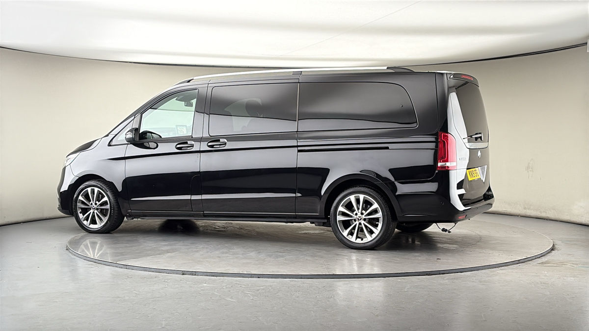 Used Mercedes-Benz V-Class 2019 for sale - 77643440: Photo 26