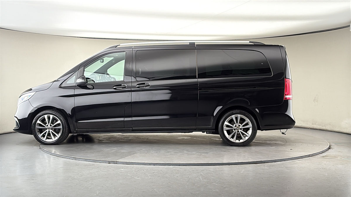 Used Mercedes-Benz V-Class 2019 for sale - 77643440: Photo 27