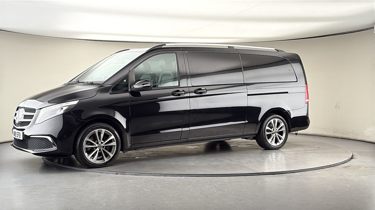 Used Mercedes-Benz V-Class 2019 for sale - 77643440: Photo 29