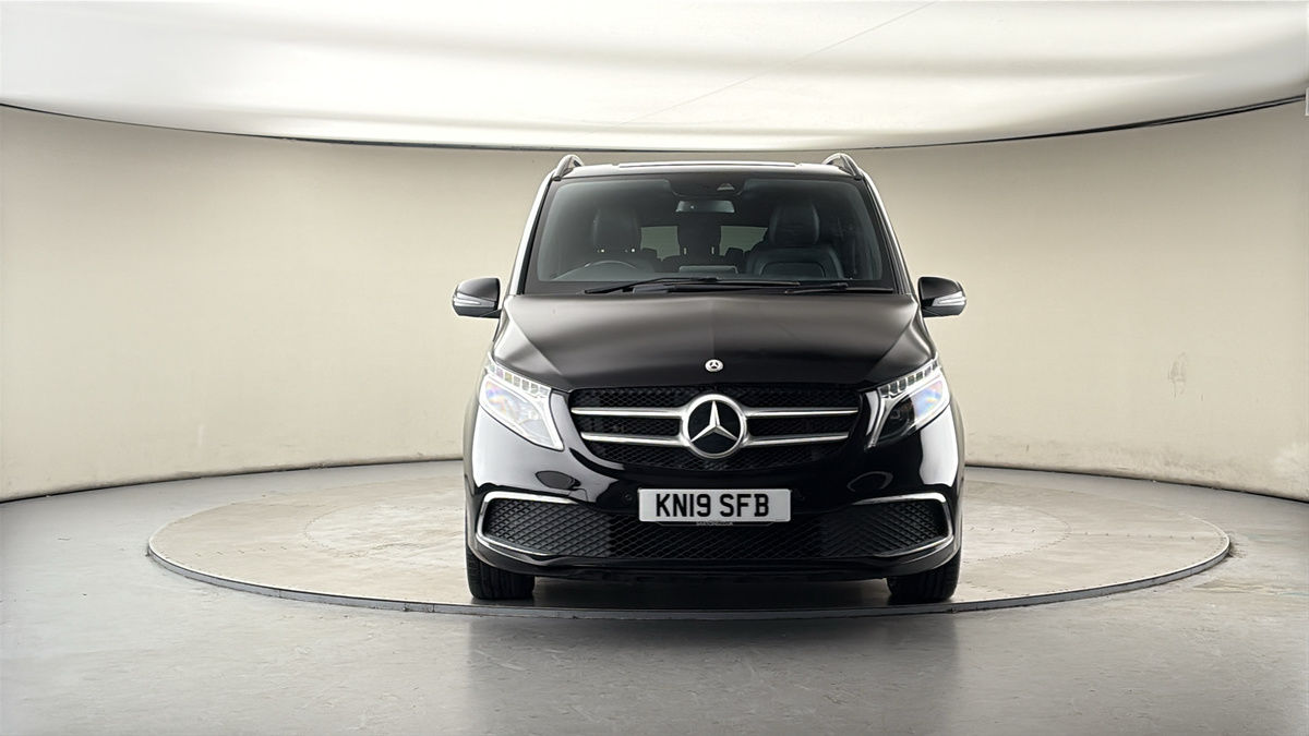 Used Mercedes-Benz V-Class 2019 for sale - 77643440: Photo 3