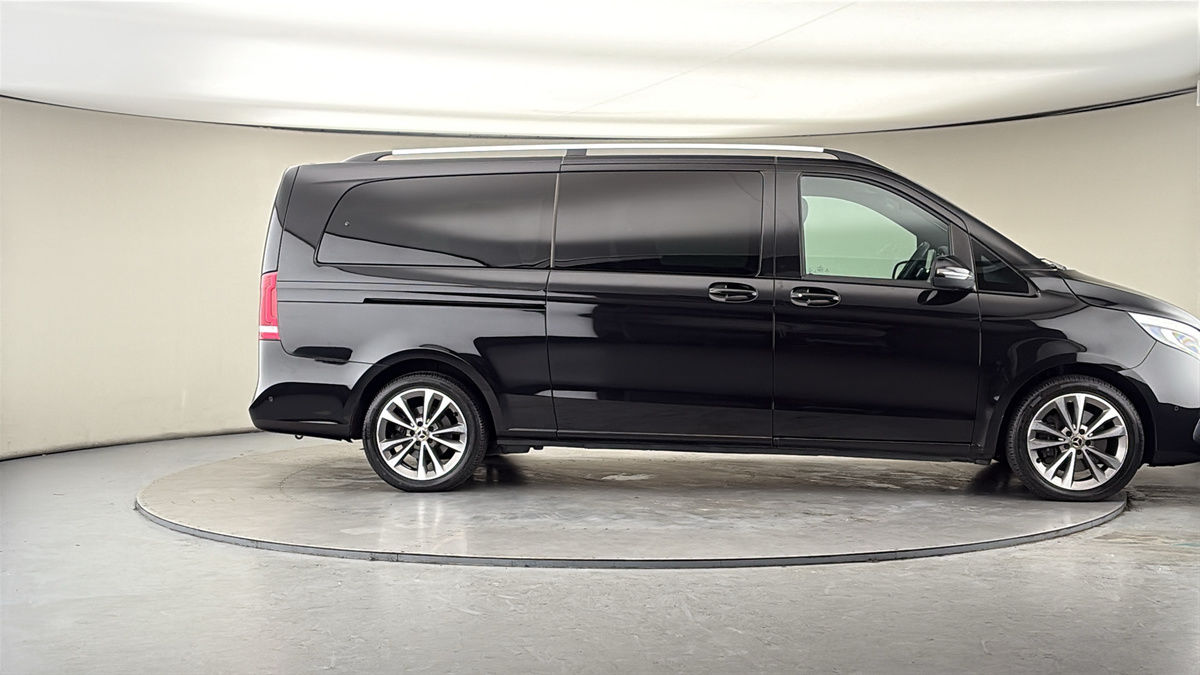 Used Mercedes-Benz V-Class 2019 for sale - 77643440: Photo 36