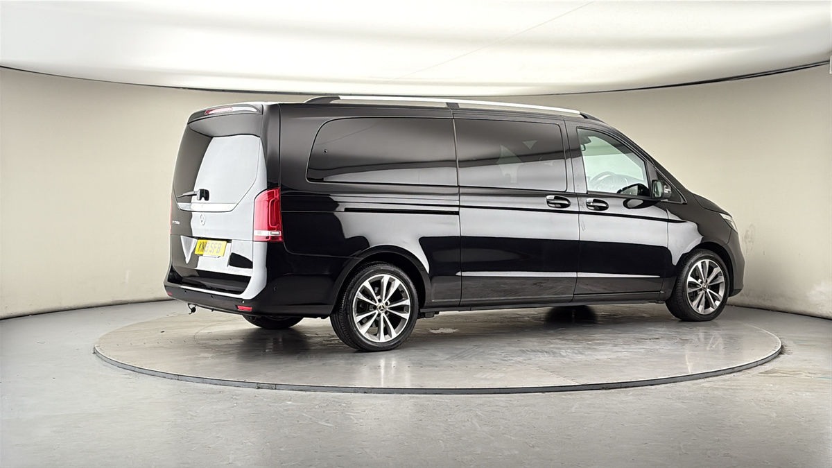 Used Mercedes-Benz V-Class 2019 for sale - 77643440: Photo 38