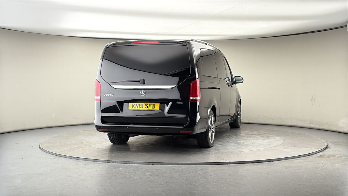 Used Mercedes-Benz V-Class 2019 for sale - 77643440: Photo 40